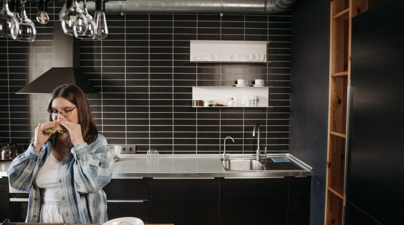 Les hottes aspirantes, un élément utile et décoratif dans votre cuisine