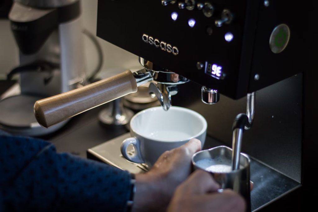 Machine à café : Test de Cecotec Power Espresso 20 : avis et prix 2026